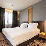 Хотел каменград хотел&спа 4*