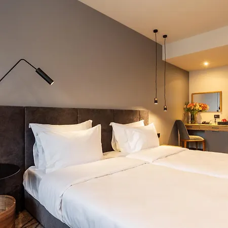 Kamengrad & Hotel 4*