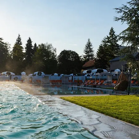 Kamengrad & Hotel 4*