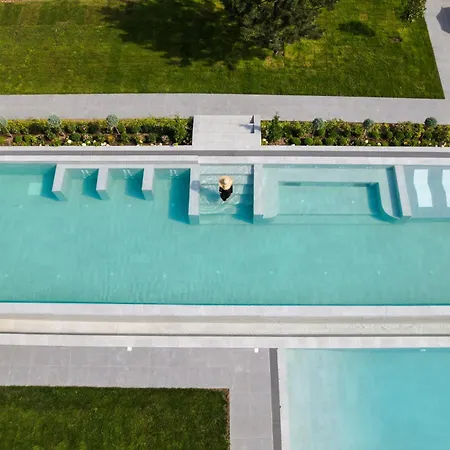 Hotel Kamengrad & 4*