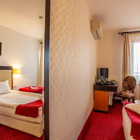 Hotel Kamengrad & 4*