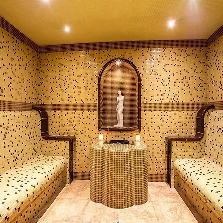 Hotel Kamengrad & 4*