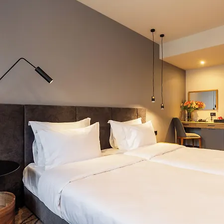 Hotel Kamengrad & 4*