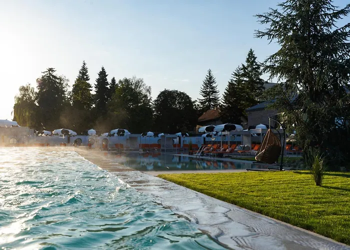 Kamengrad & Hotel 4*