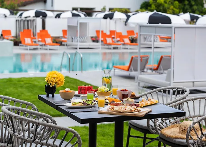 Hotel Kamengrad & 4*